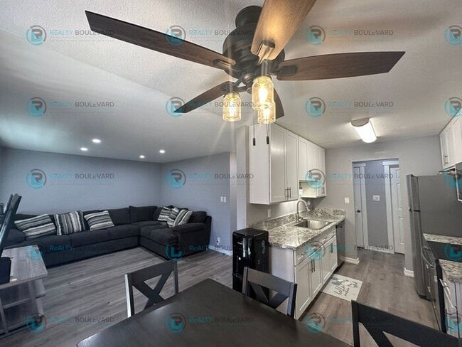 Foto del edificio - $500 off Move-In! Relax, Entertain, Repeat – The Perfect 2-Bedroom Apartment