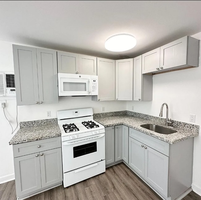 Photo - 2515 Erato St (New Orleans, LA) Apartment