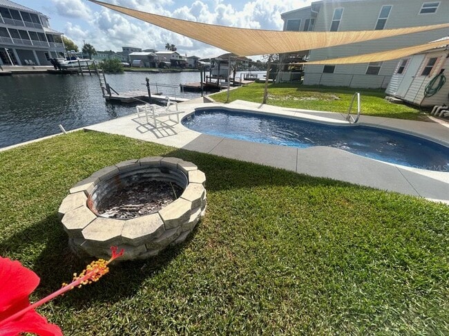 Building Photo - 3303 Minnow Creek Dr