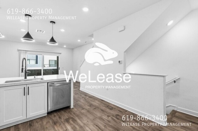 Building Photo - 2052 Vela Ln
