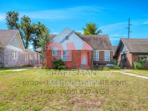 Building Photo - 1514 NW 18th St
