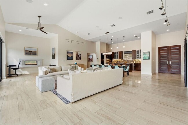 Foto del edificio - 3605 Robbins Rd