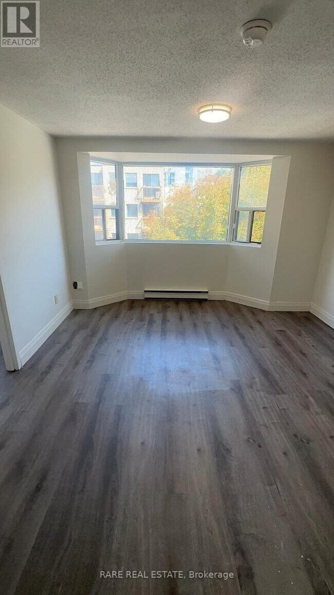 Building Photo - 99 Bellevue Ave