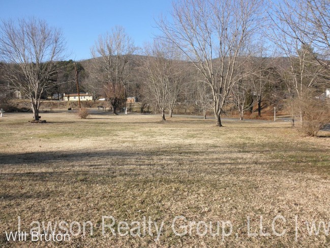 Building Photo - 4990 Fort Lewis Church Rd
