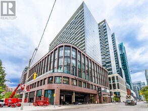 Building Photo - 480 Front St W