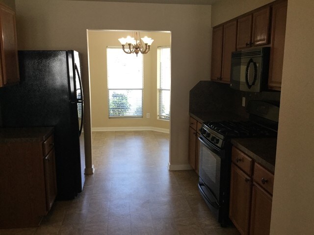 Foto del edificio - 9830 Wing St