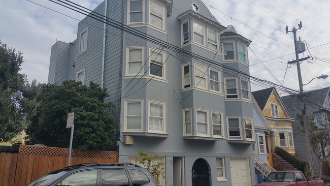 Building Photo - 1411 Florida St