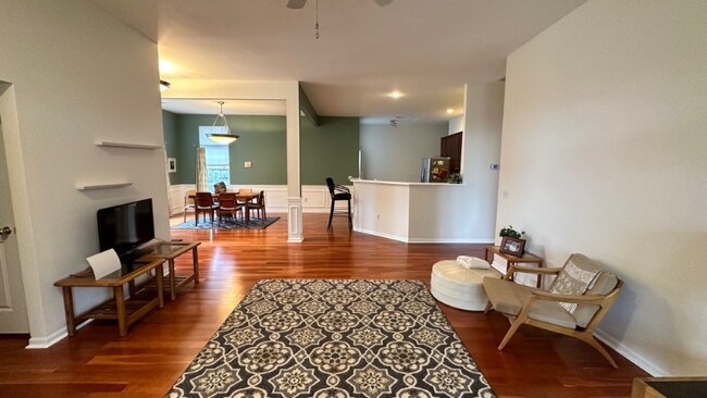 Building Photo - 3947 Sandtrap Cir