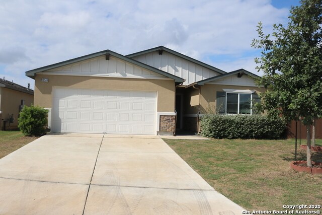 Building Photo - 10503 Legacy Cove