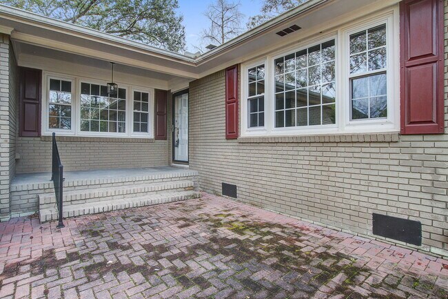 Building Photo - 1248 Winchester Dr