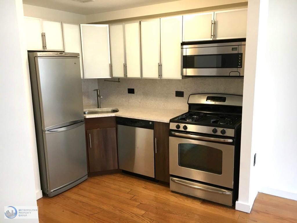 Foto principal - 50 W 18th St