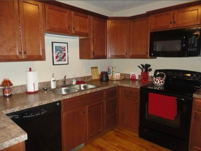 Building Photo - 4220 Anguilla Dr