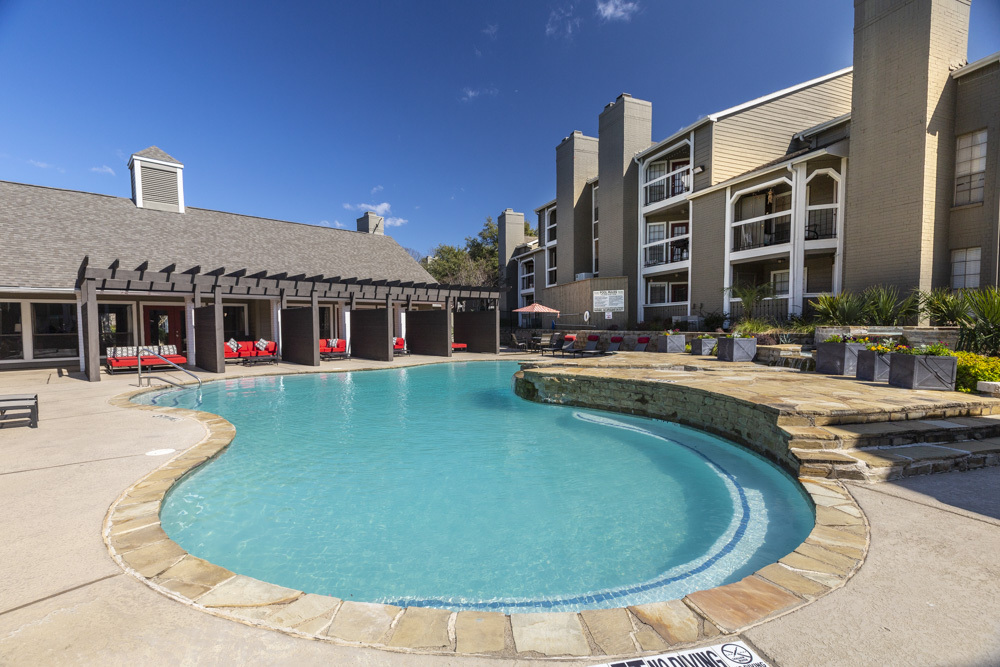 Arbors Of Las Colinas - Apartments In Irving, TX | Apartments.com