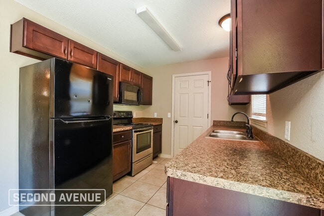 Building Photo - 3253 SE 143rd Ln