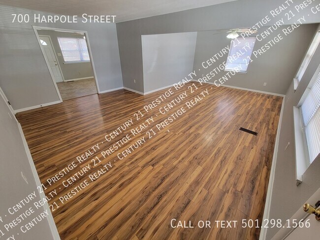 Foto del edificio - 700 Harpole St