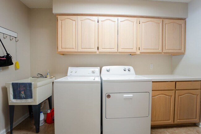 Foto del edificio - 3 Bed, 2 bath, in Hot Springs Village