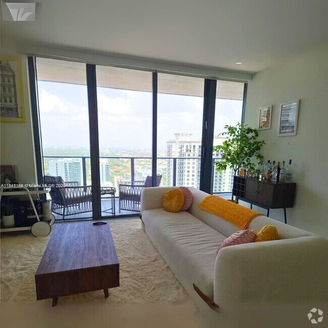 Building Photo - 1000 Brickell Ave