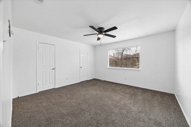 Foto del edificio - 2414 Kenbridge Dr