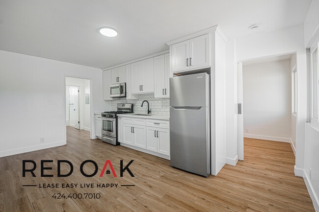 Building Photo - 340 W 87th St