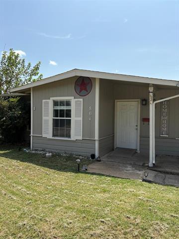 Building Photo - 804 Travis St