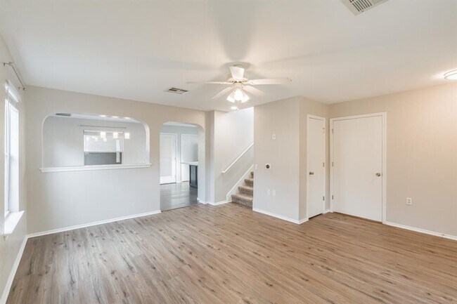 Foto del edificio - 11328 Hungry Horse Dr