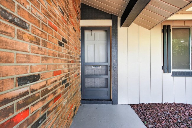 Building Photo - 8510 Wagon Wheel Ln