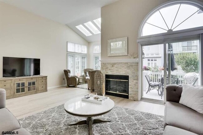 Foto del edificio - 433 Albacore Ln