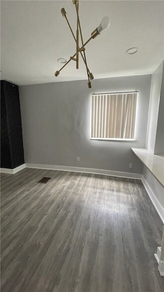 Foto del edificio - 6960 Monticello St
