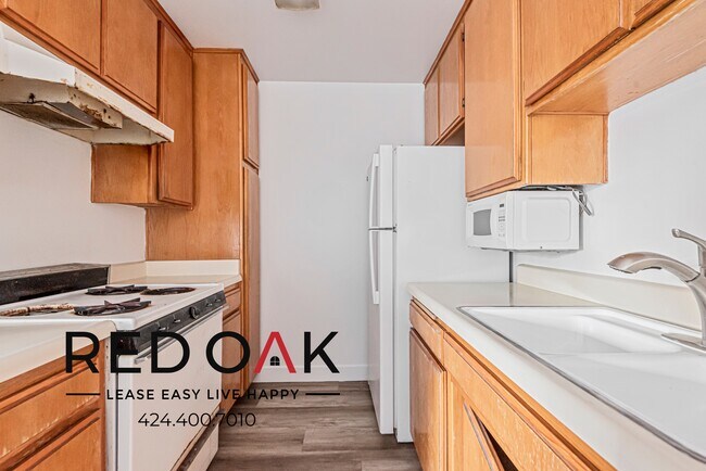 Foto del edificio - 10201 Woodbine St