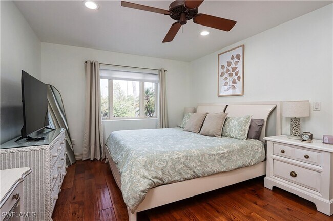 Foto del edificio - 1521 Gordon River Ln