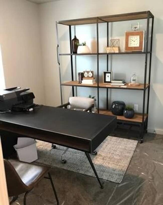 Building Photo - CUTE CONDO FOR RENT IN OREM!!!