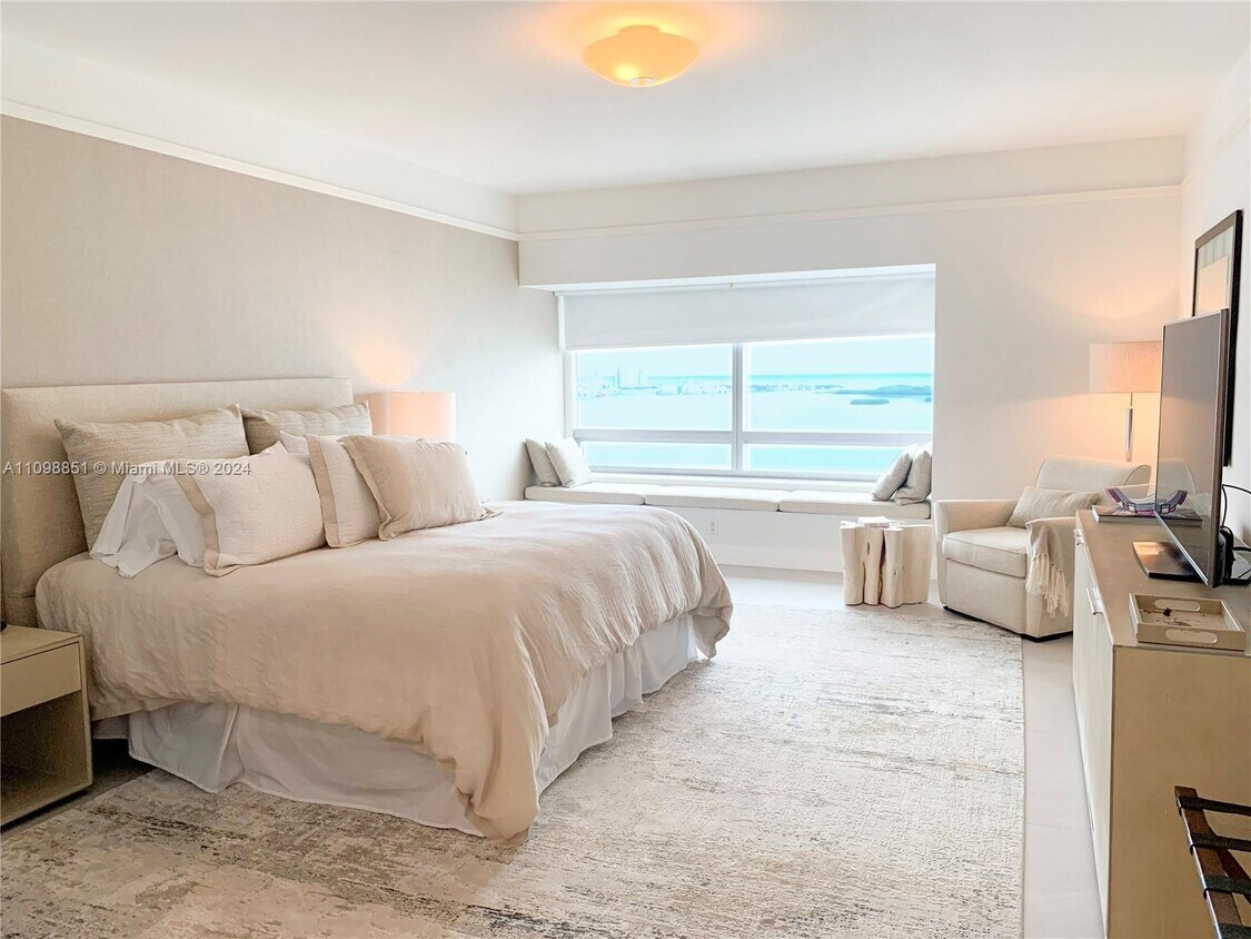Foto principal - 1435 Brickell Ave