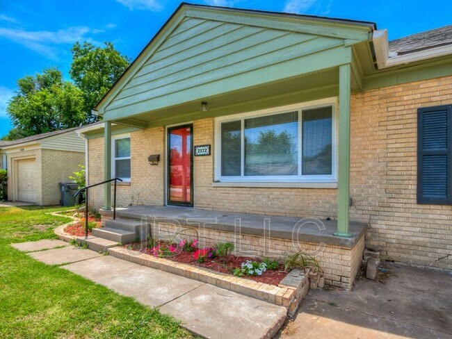 Foto del edificio - 2132 Andover Ct