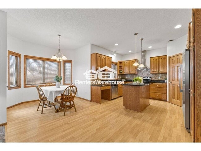 Building Photo - 3315 120th Cir NE