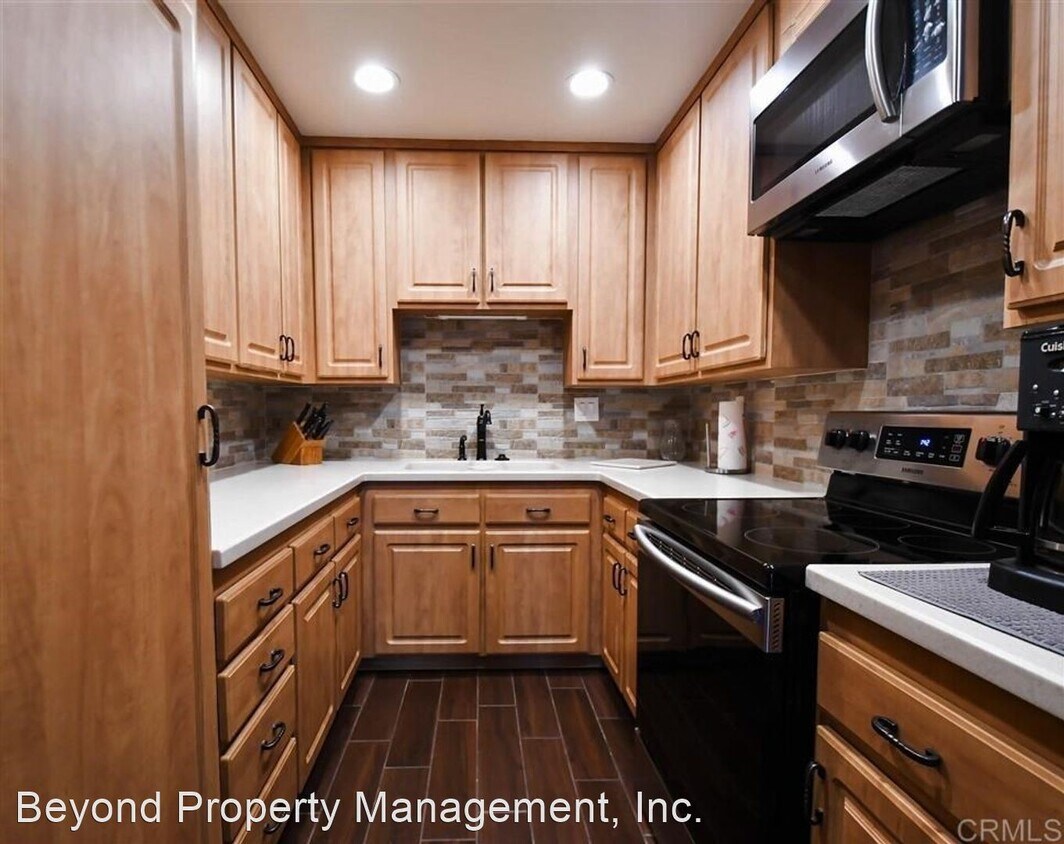 Primary Photo - 2 br, 1.5 bath House - 11048 Via San Marco