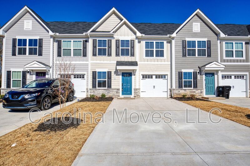 Foto principal - 532 Roan Creek Trl