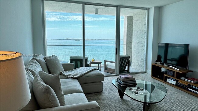 Foto del edificio - 800 Claughton Island Dr