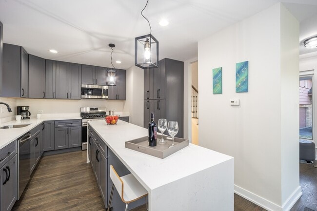 Building Photo - 227 Voltz Rd