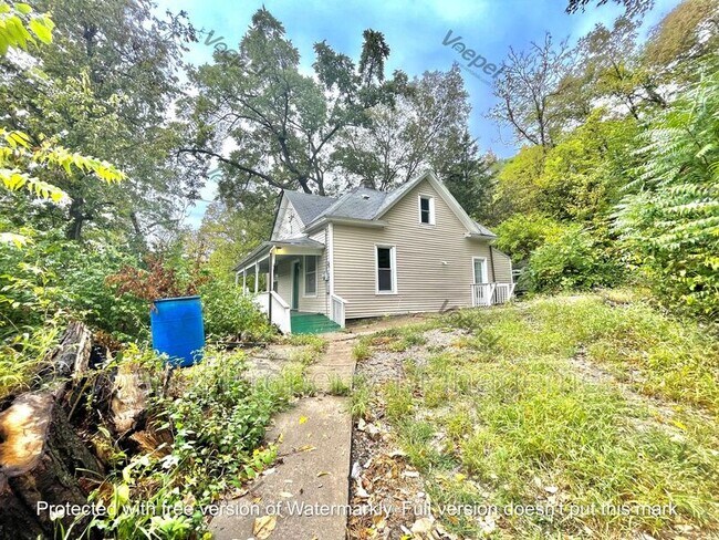 Building Photo - 438 E Excelsior St