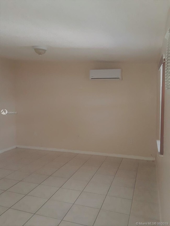 Foto del edificio - 12401 E Randall Park Dr