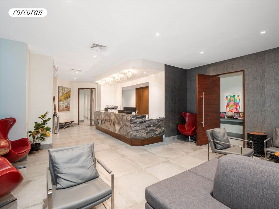 Foto principal - 1755 York Ave