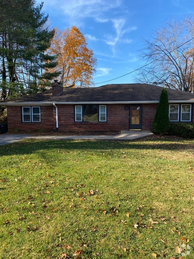 Building Photo - 550 Leesville Rd