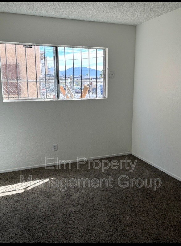 Foto del edificio - 2728 Haddock Ave