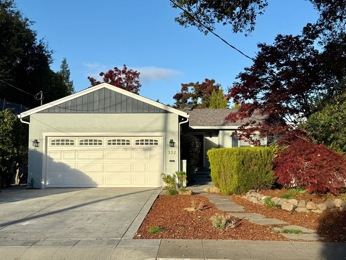 Primary Photo - Beautifully Renovated Silicon Valley Home ...