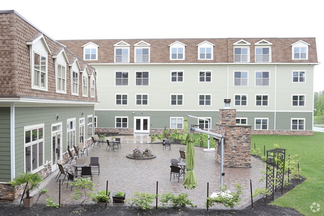 Back Patio and Fire Place - Chateau at Heritage Square