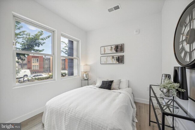 Building Photo - 2495 Alabama Ave SE