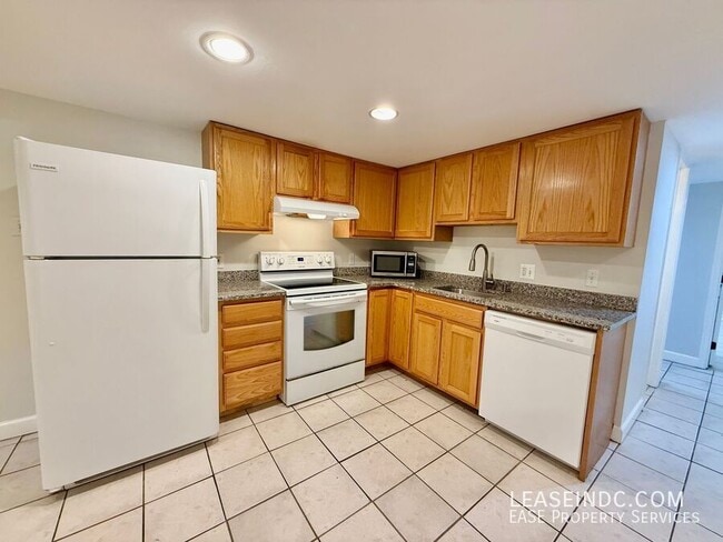 Foto del edificio - 1248 Florida Ave NW
