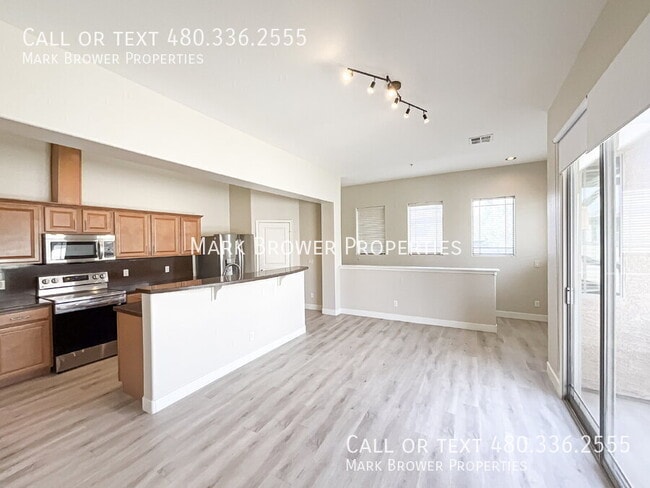 Building Photo - 1225 N 36th St