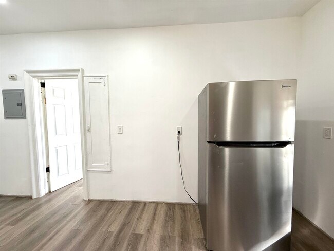 Foto del edificio - 275 Linden Ave