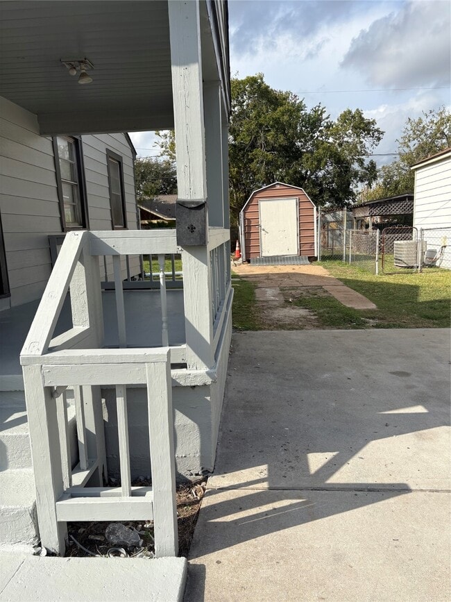 Foto del edificio - 1307 Westway St